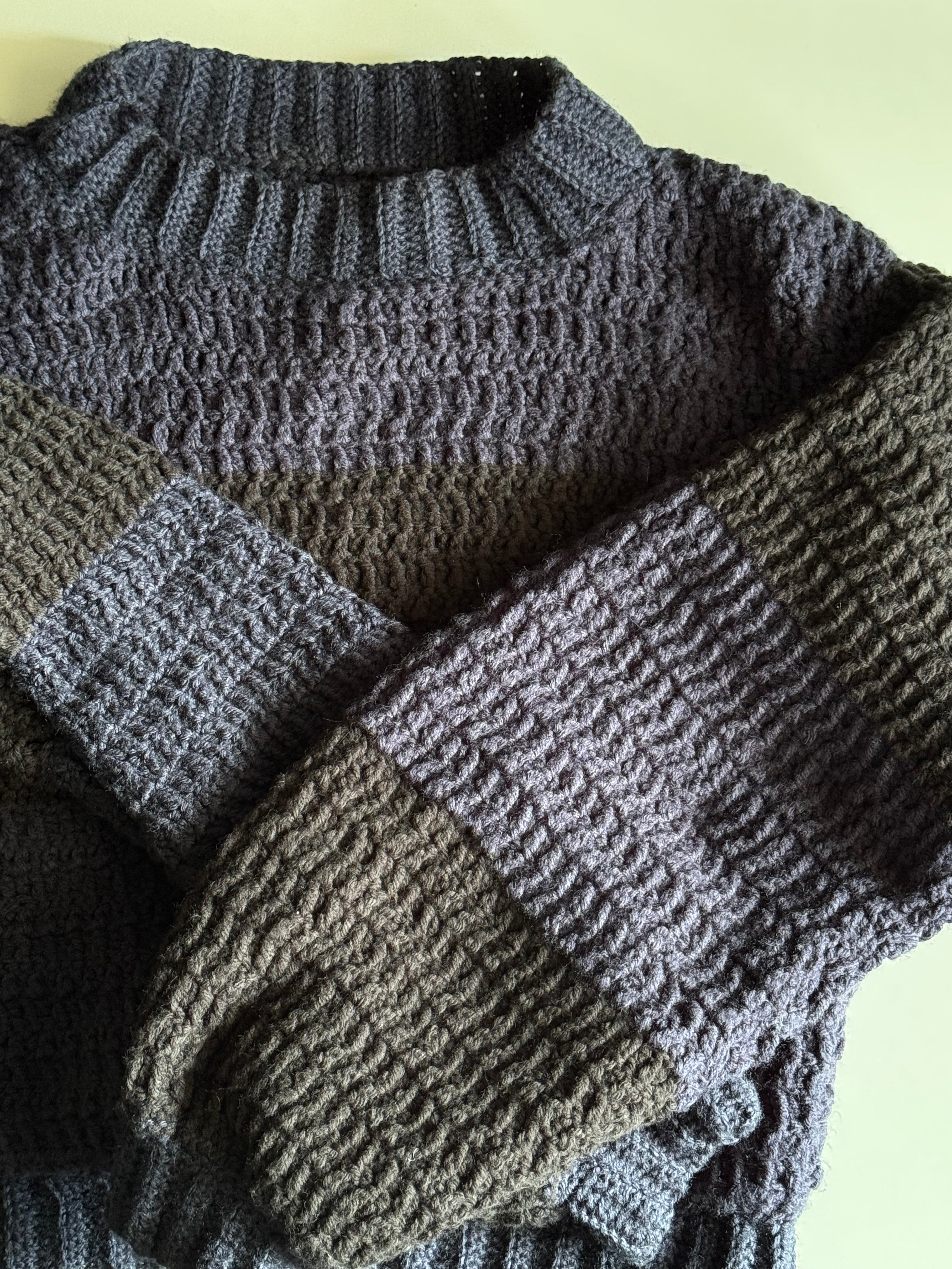 Long-sleeve Sweater